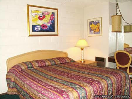 El Rancho Motel Лоди Екстериор снимка